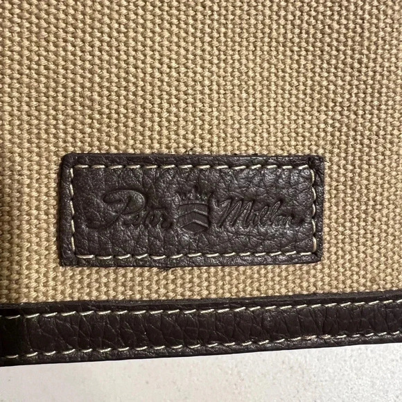 NC Peter Millar  Football 🏈 & Golf ⛳️ Scorecard Holder - Picture 2 of 6